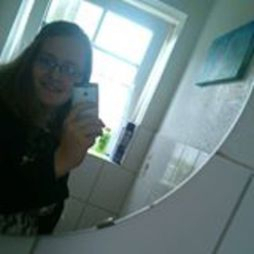 getragenes von CurvyCurlyGi 